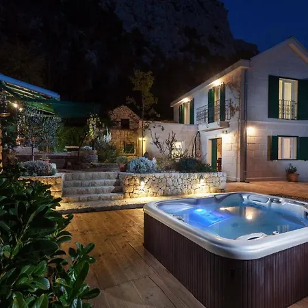 Villa Matea *
