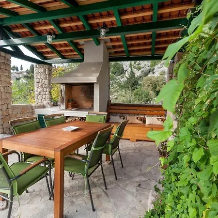 Matea Villa Makarska