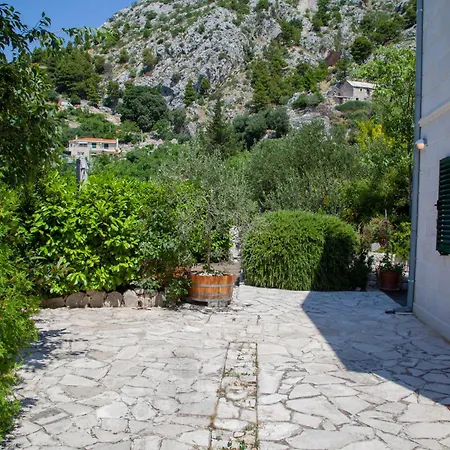 Matea Villa